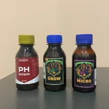 PH Down, Advanced Nutrients Micro, Grow 2