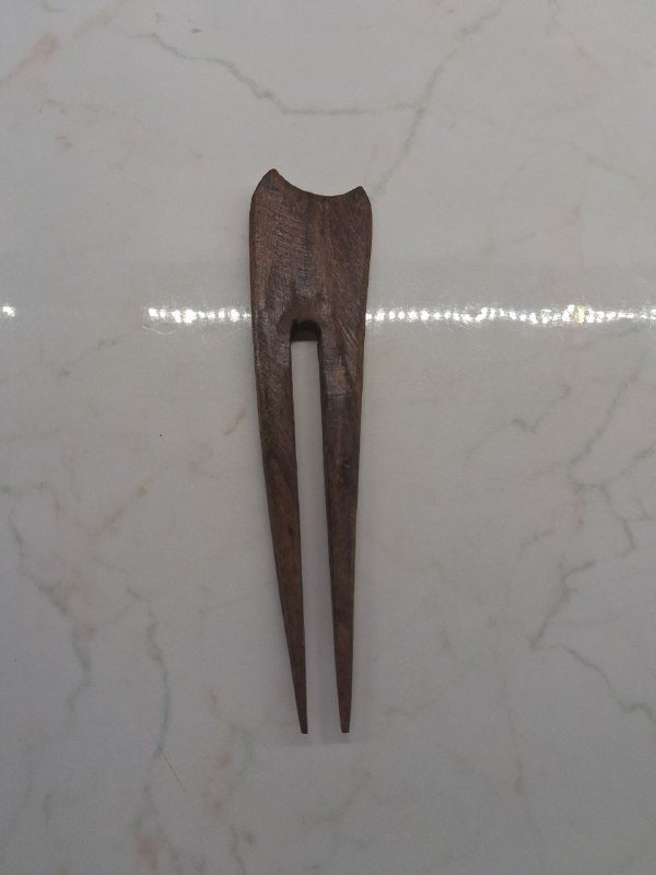 чехол для айфона 12, заколка деревянная, жидкость для фумигатора, солнцезащитные очки, блеск для век, сульсена от перхоти, гель для душа, эфирные масла 2