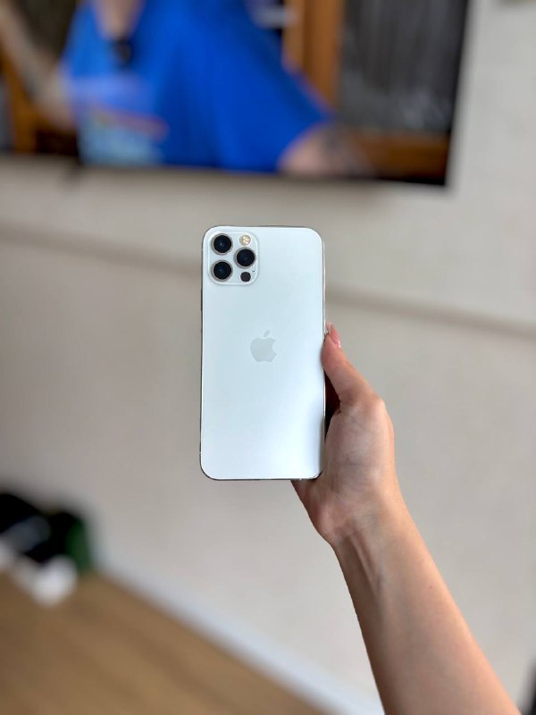 iPhone 12 Pro, AirPods Pro 2, iPad Mini 3, iPad 6 поколения 2