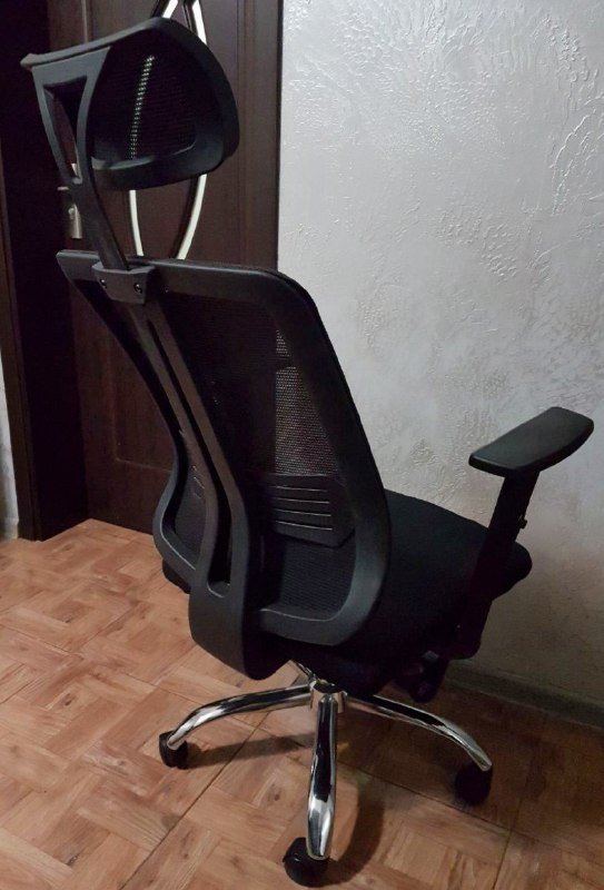 Компьютерный офисный стул кресло качалка 5