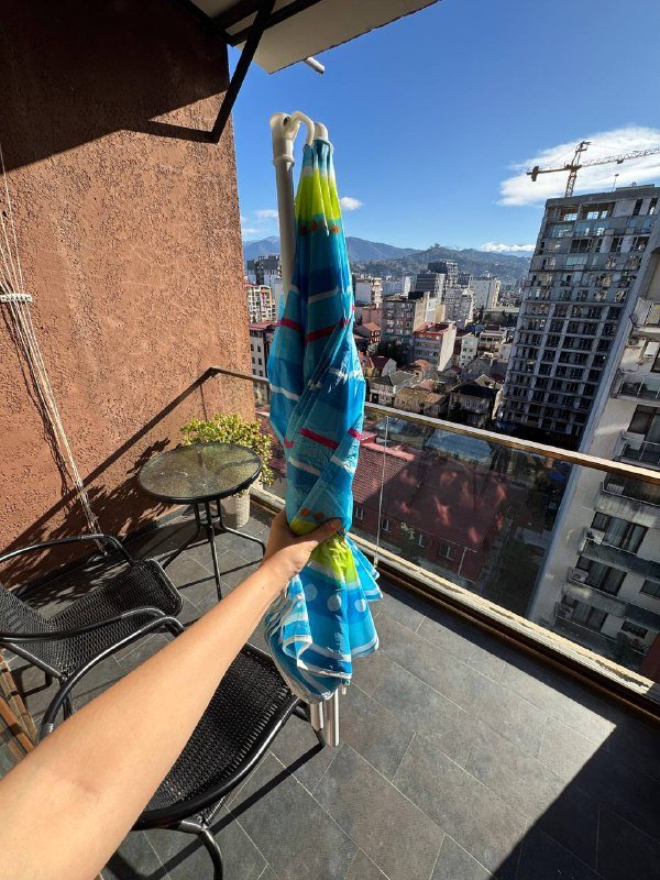 Деревянная полка, подставка, пляжный зонт, коврик для йоги, сидушка, декоративные подушки, пледы 3