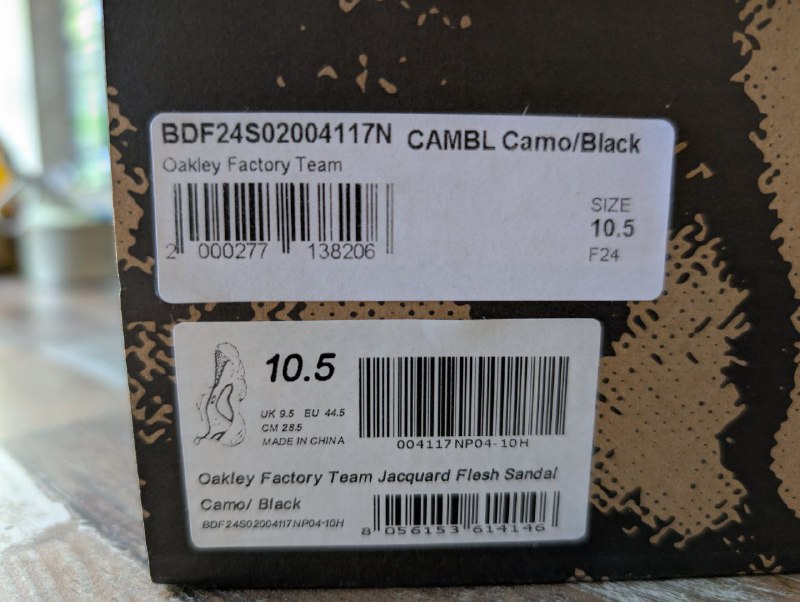 oakley flesh sandals размер 10.5 us 44.5 eu 3