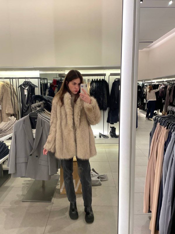 Шуба ZARA женская теплая бежевая 2