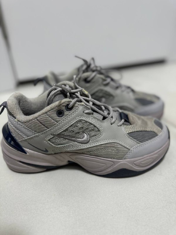 Женские кроссовки Nike размер 38 2