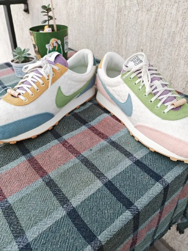 Женские кроссовки Nike Daybreak SE Sun Club Worn Blue 1