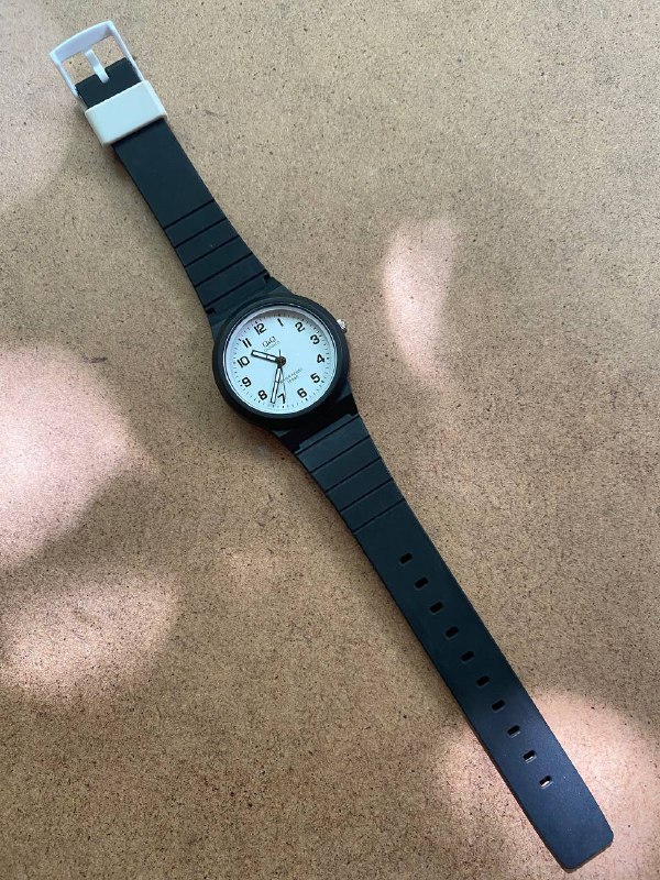 Часы QUARTZ 5
