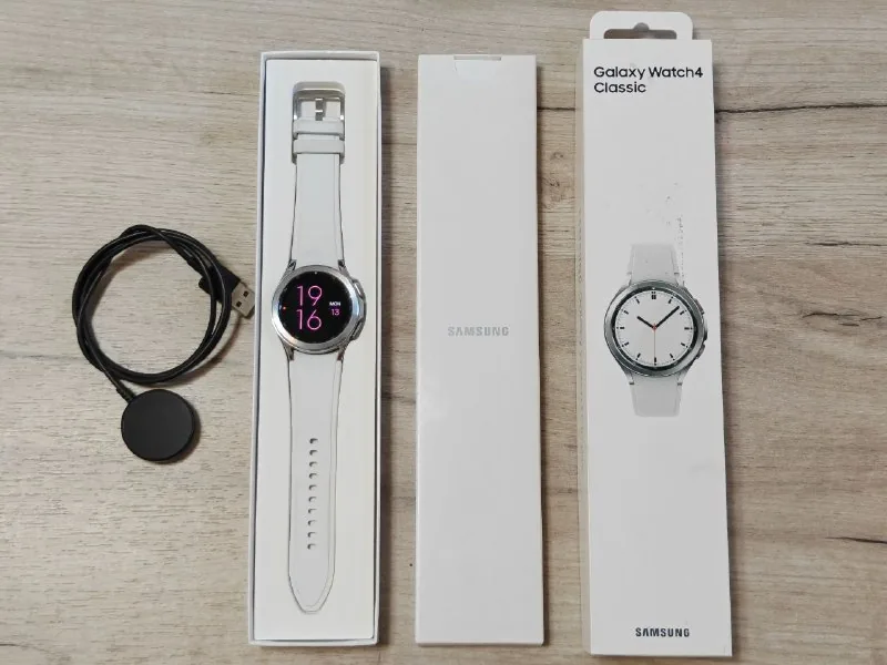 Samsung Galaxy Watch 4 Classic 1