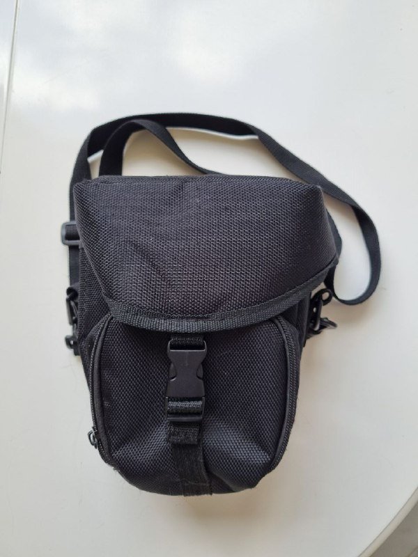 Камера Nikon D3500 с объективом 18-55 мм, сумка, зарядное, карта памяти 2