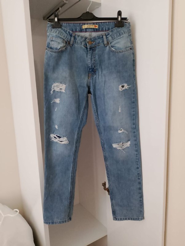 Обувь на 37 размер, шорты XL, джинсы и брюки M 6