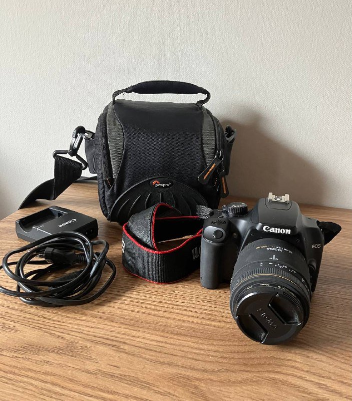 Фотоаппарат Canon EOS 1000D, объектив Sigma AF 50mm F2.8 EX DG Macro 3