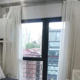 Карниз с тюлью и шторами 1