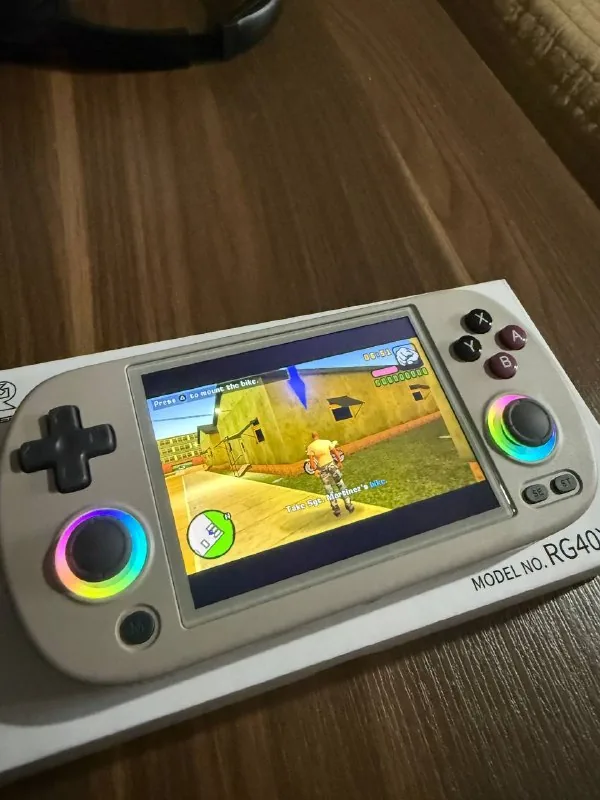 Портативная консоль Anbernic RG40XX H 1
