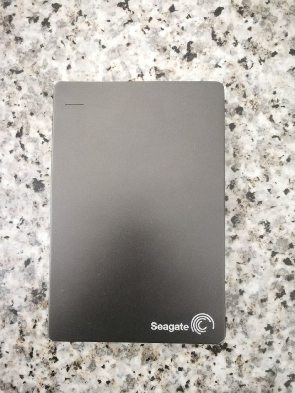 Жёсткий диск внешний WD ELEMENT, SEAGATE BACKUP PLUS 2 ТБ 1