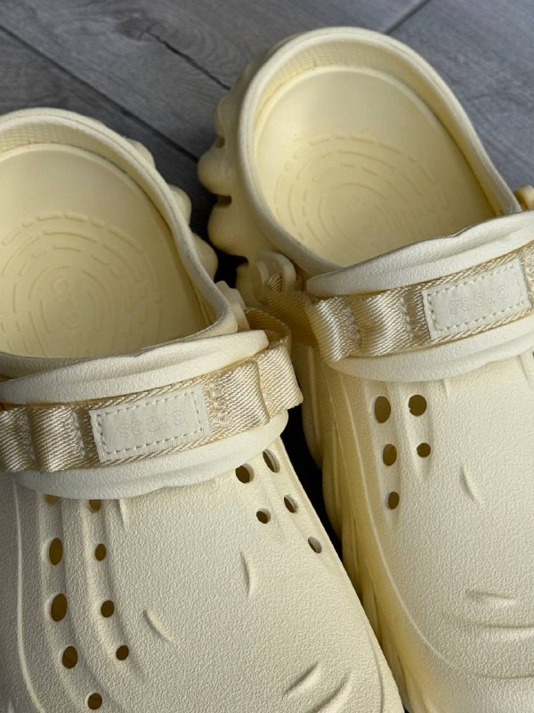 Кроксы Crocs размер 39–40, почти новые 4