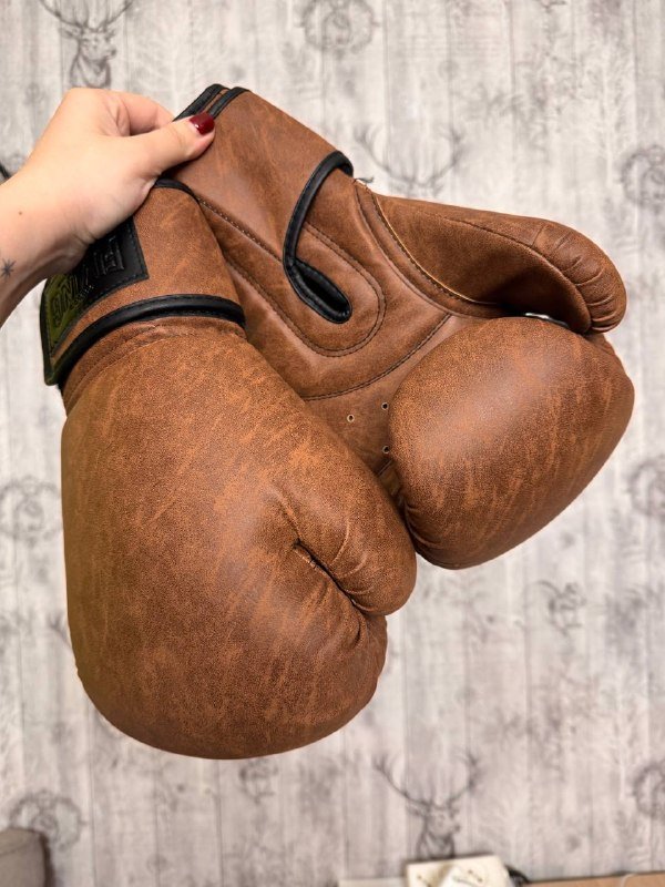 Боксерские перчатки 12 унций