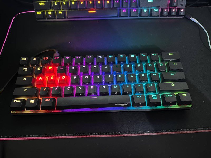 HyperX Alloy Origins 60 клавиатура 2