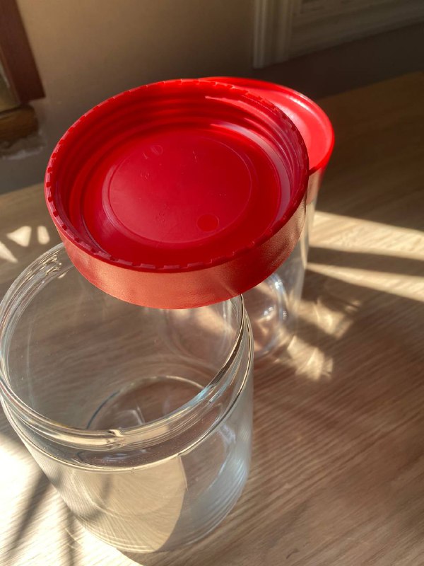 Банки стеклянные Luminarc с крышкой 2