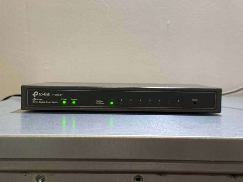 Управляемый коммутатор TP-Link TL-SG2008