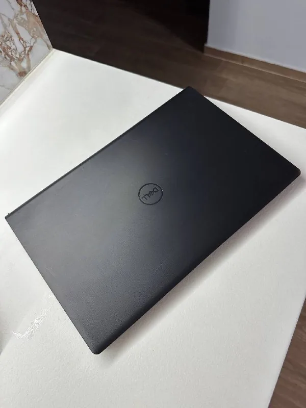 Dell Vostro 15 3510 ноутбук 1