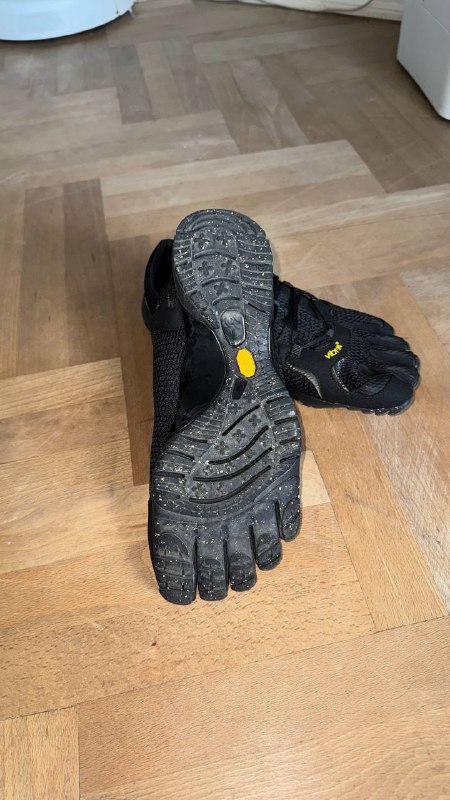 Vibram Fivefingers 43 размер 2