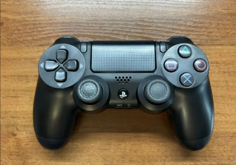 DualShock 4 геймпад