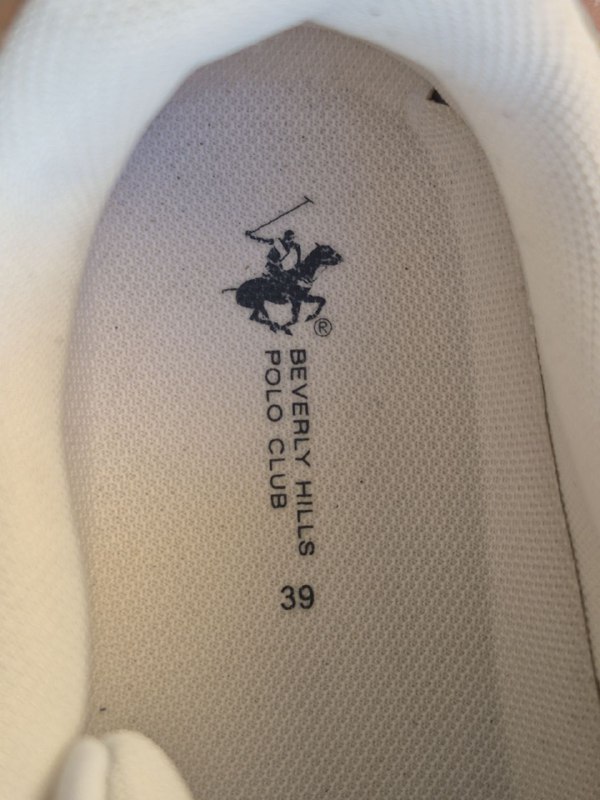 Women's U.S. Polo Sneakers Size 39 5
