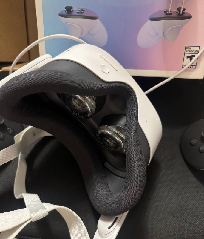 VR Meta Quest 3 S 256GB 3