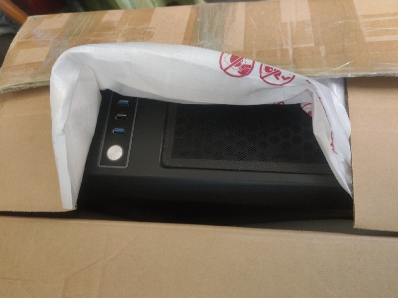 2 корпуса для сборки компьютера 4