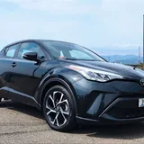 Toyota C-HR XLE 1