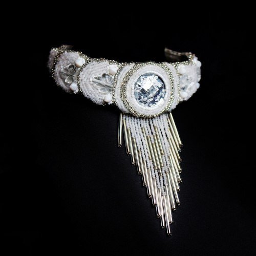 Колье Сапфир, Брошь Бабочка Menelaus, Серьги-гвоздики Сапфир, Серьги Королевский изумруд, Брошь Клевер, Колье Белые Листья 6