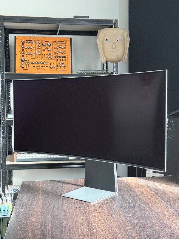 Samsung Odyssey G8 34 OLED 4K монитор 2