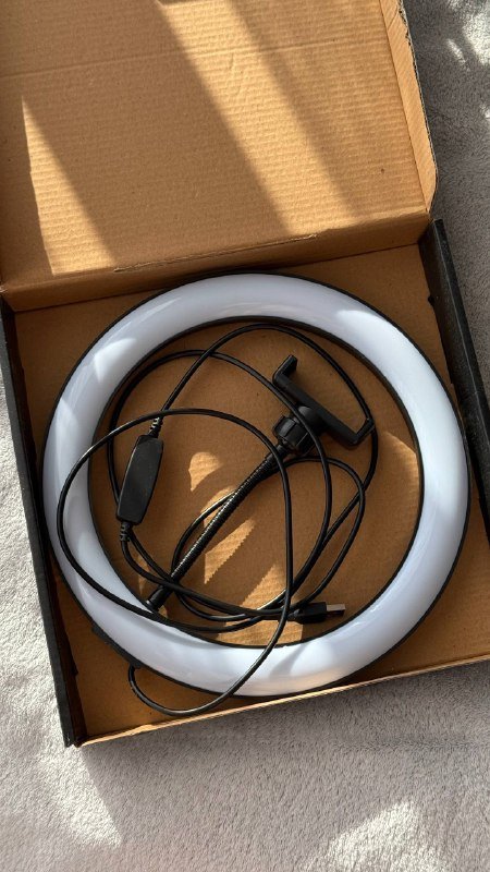 Лампа RGB LED со штативом 3