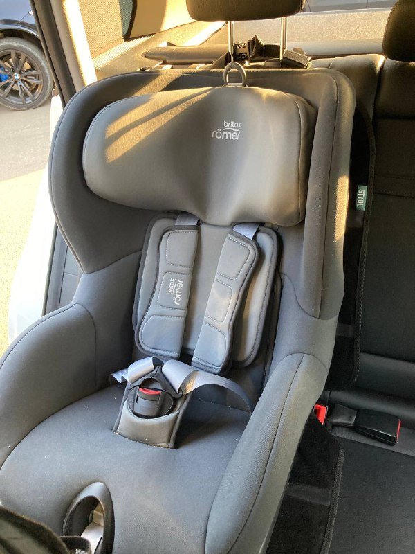 Автокресло Britax Romer с подкладкой и чехлом на сидение 3