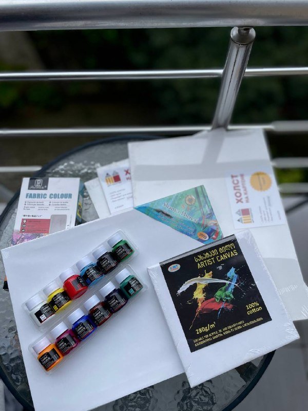 Холсты и краски для ткани набор