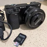 Sony A6300 с объективом 16–50 мм 2