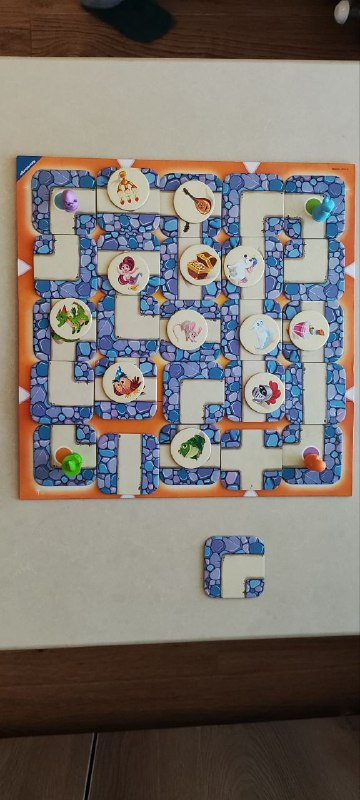 Детская настольная игра Labyrinth Junior 2