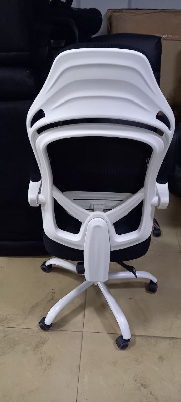 Офисное кресло компьютерное 3