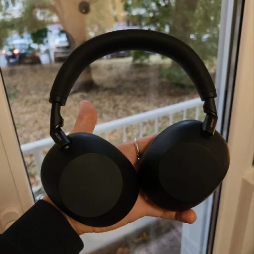 Sony WH-1000XM6