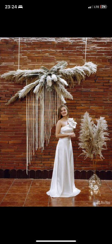 Свадебное или вечернее платье размер 42-44