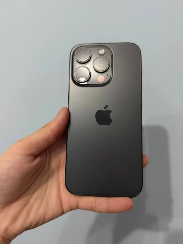 iPhone 15 Pro 1