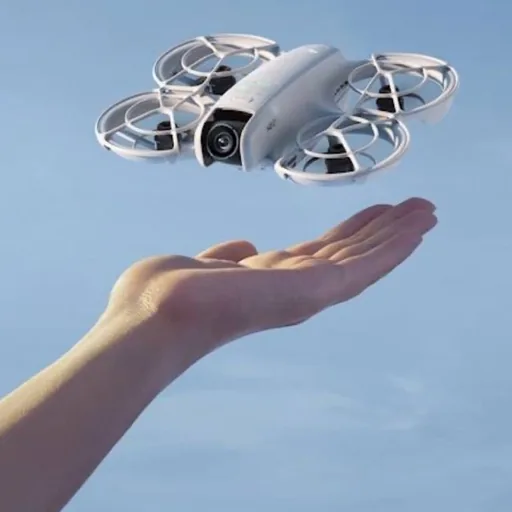 DJI Neo drone