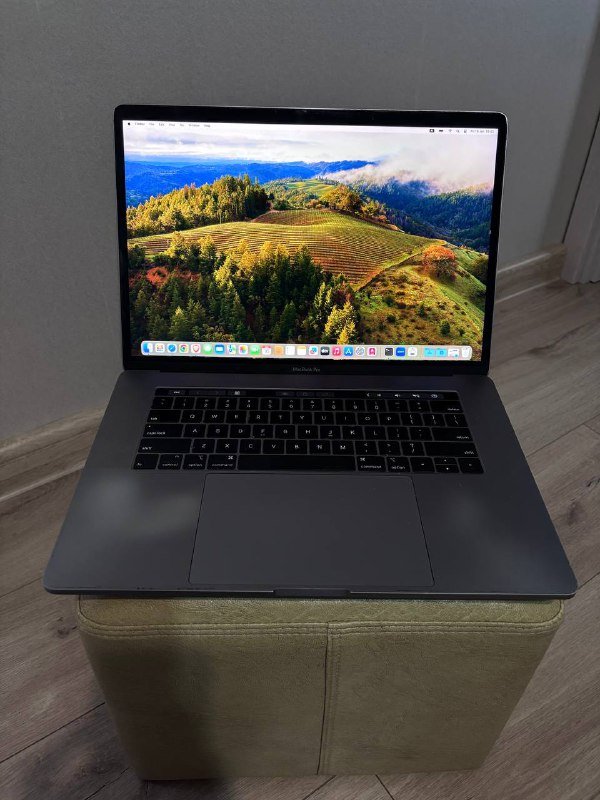 Macbook Pro 2018 i7 32GB 500GB SSD 1