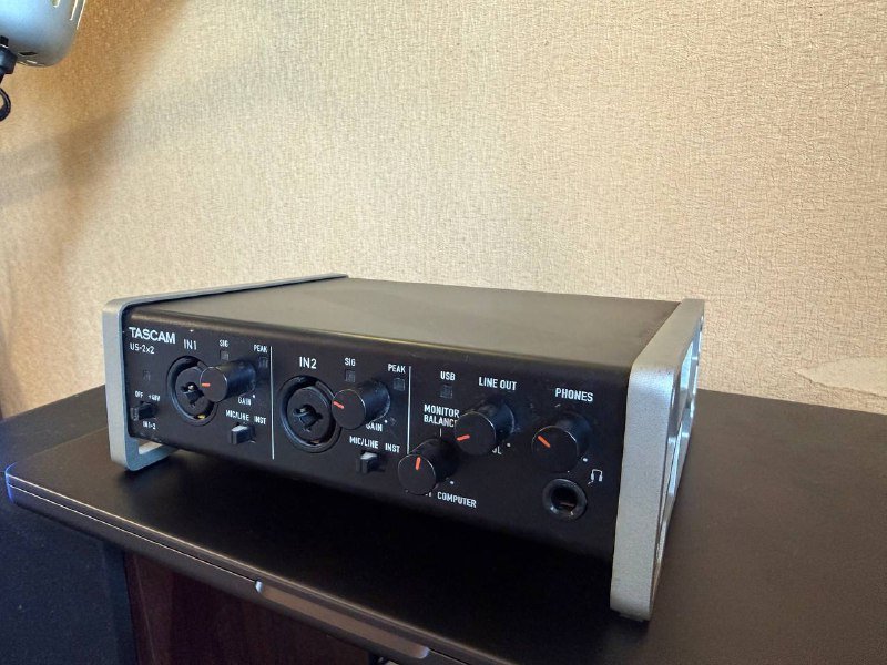 Звуковая карта Tascam us 2x2 5