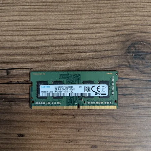 Оперативная память Samsung DDR4 SODIMM 2GB 2400MHz