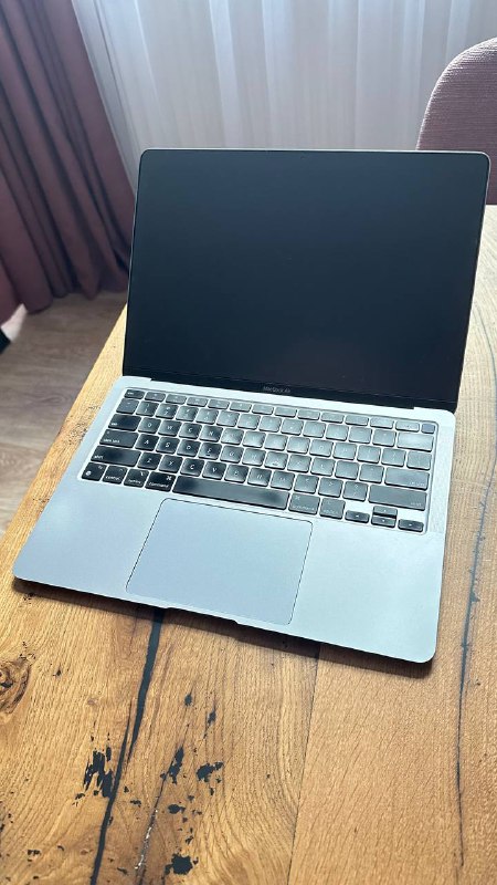 MacBook Air 13 m1 8/512 2