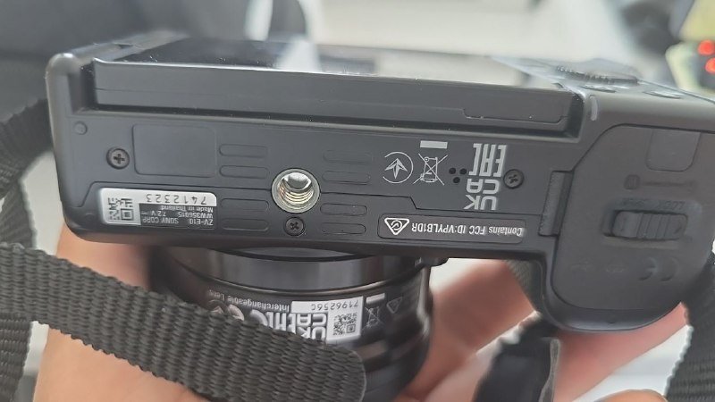 Sony Alpha a6400, объектив, петлички, LED свет