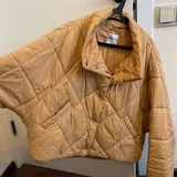 Жилетка с капюшоном, курточка, жилетка Michael Kors, костюм 4