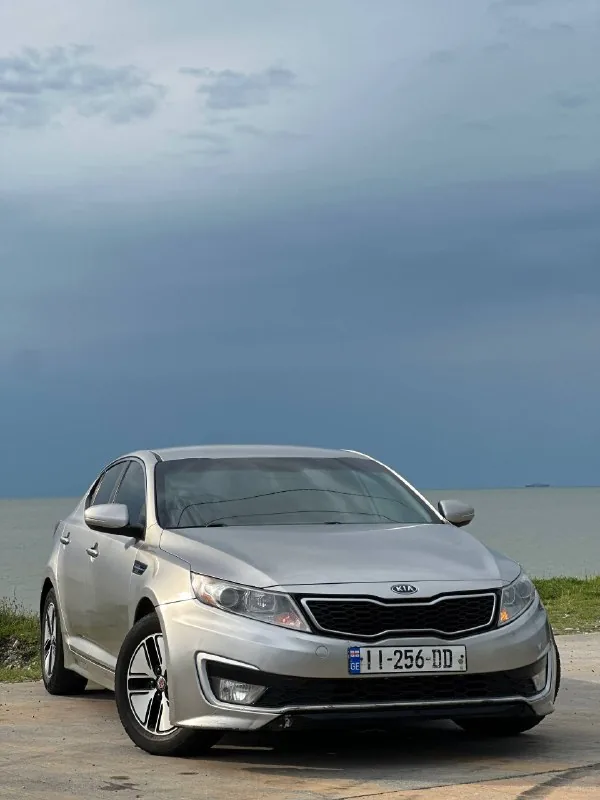 Kia Optima 2.4 гибрид 2014 1