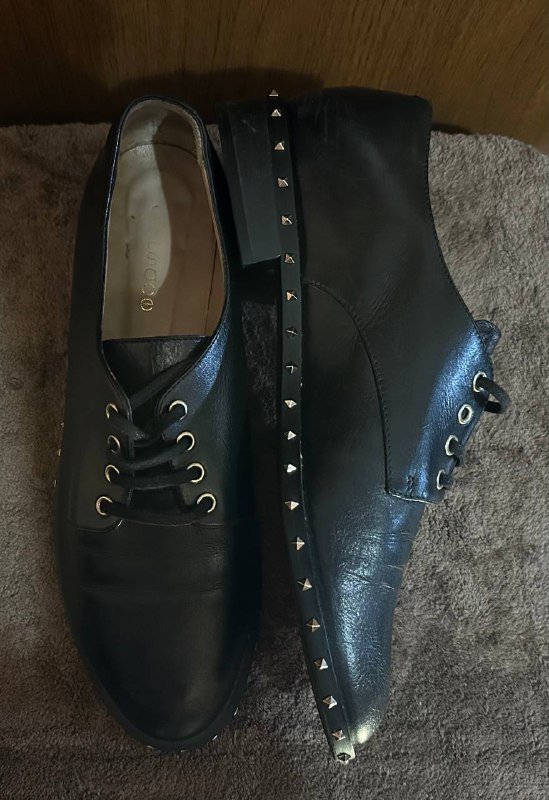 Джинсы Mavi, Topshop, Massimo Dutti, кожаные ботинки Nursace, кроссовки Steve Madden, туфли ZARA 4