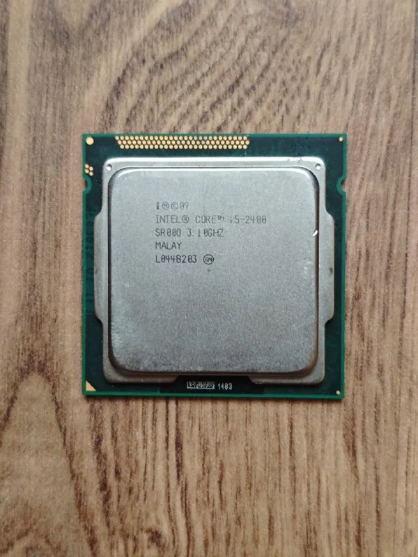 Процессор i5-2400, оперативная память 16 ГБ 1